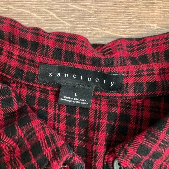Sanctuary red black plaid button down rayon Shirt, L - Picture 3 of 6